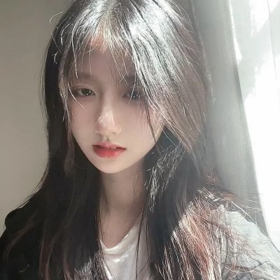 姑娘， 望着我